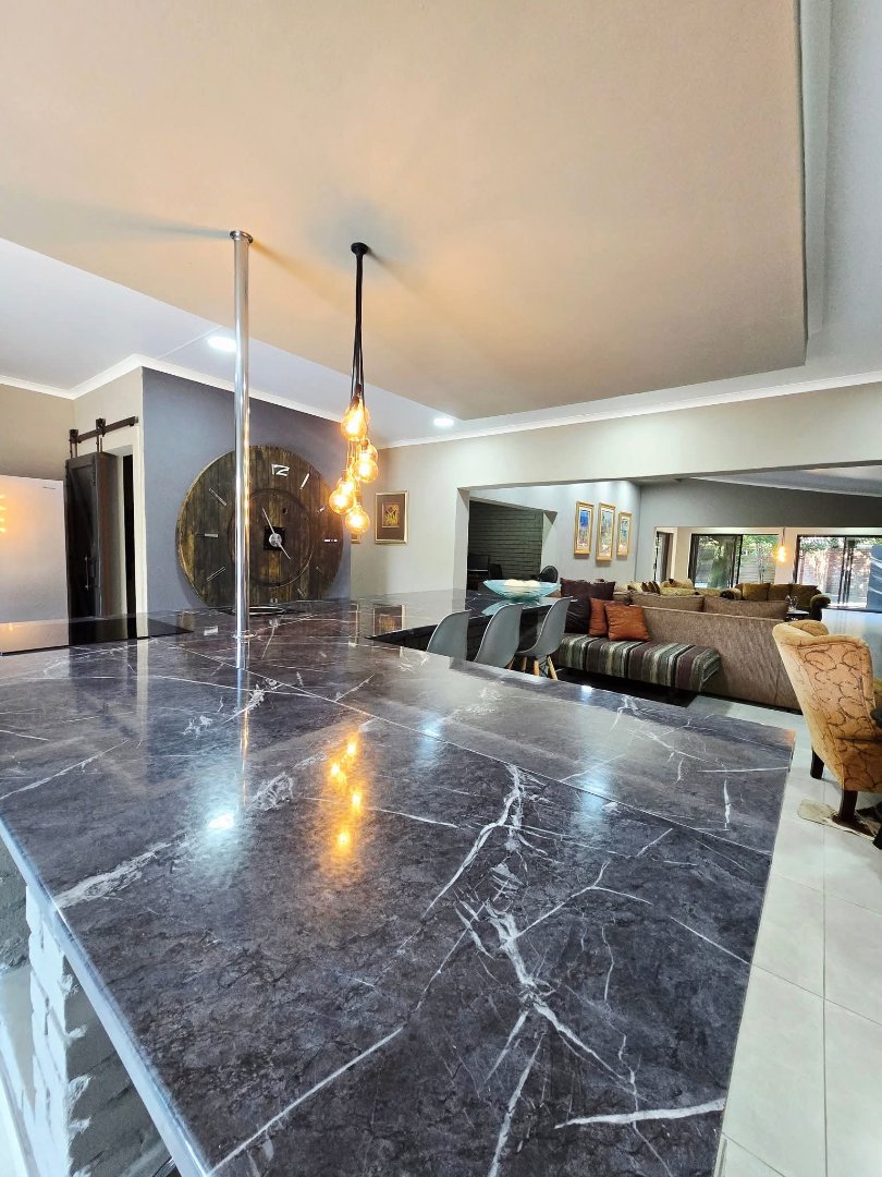 5 Bedroom Property for Sale in Irene Park North West